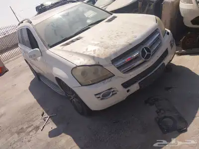 مرسيدس GL500 2007 تشليح قطع غيار فقط محركات سليمه ونظيفه 0