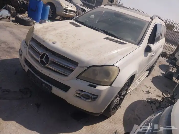 مرسيدس GL500 2007 تشليح قطع غيار فقط محركات سليمه ونظيفه 2