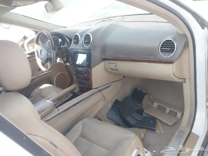 مرسيدس GL500 2007 تشليح قطع غيار فقط محركات سليمه ونظيفه 4