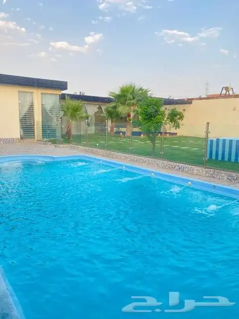 شاليه مسبحين كبير للايجار اليومي 4