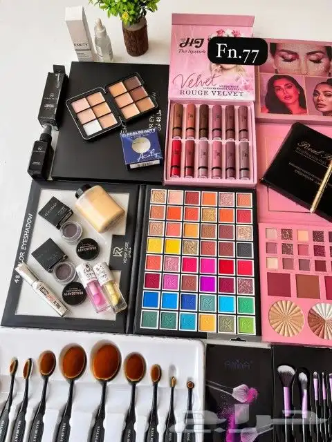 جديد فاشن نيو بوكس الجمالFn.77 ارواج كريمي ثابته ظل 2