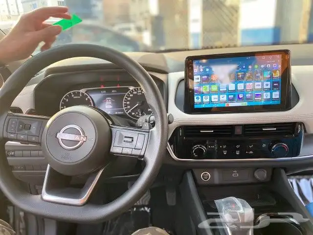 شاشه نيسان اكس تريل 2024 جديد Apple CarPlay 1