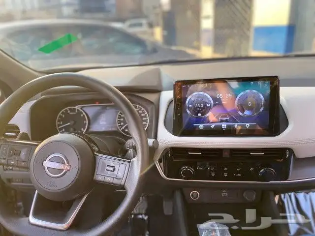 شاشه نيسان اكس تريل 2024 جديد Apple CarPlay 2