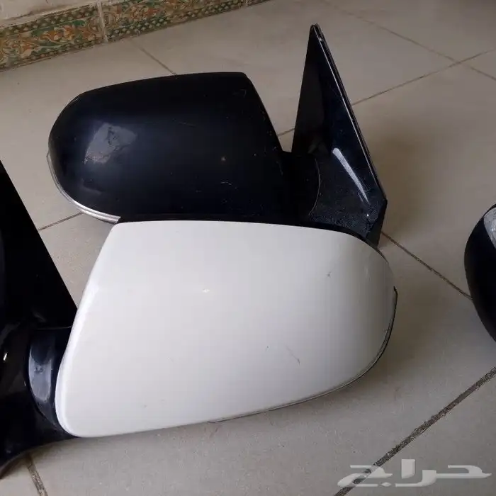 يتوفر لدينا مرايات سنتافي 2013 - 2018 اصلي وكاله 3