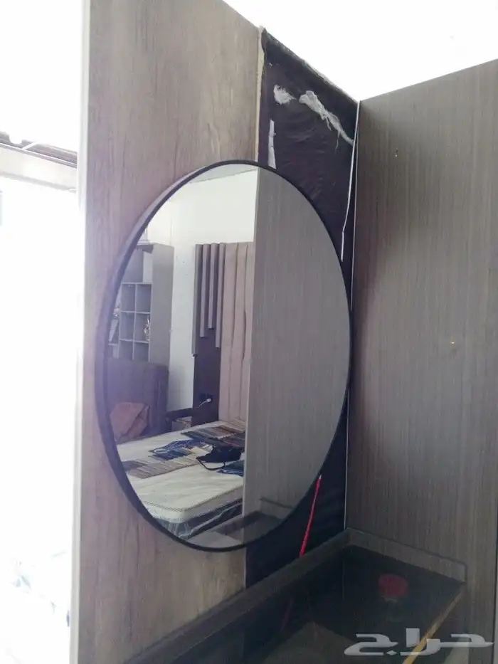 مرايات بمختلف الأحجام والأشكال 3