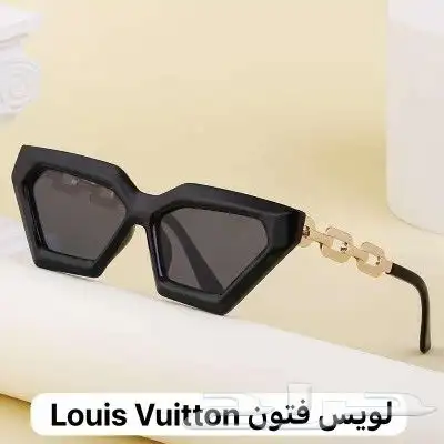 عرض الخميس على النظارات الشمسية 25