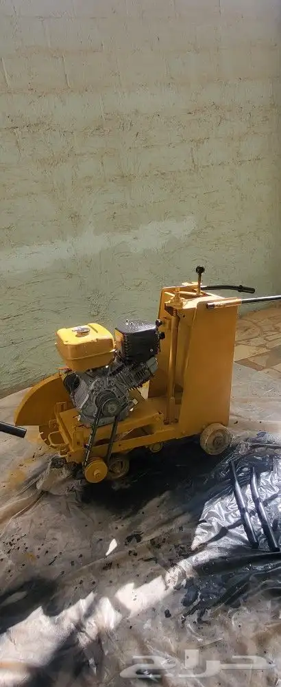 قطاعات أسفلت وصبة وحجر. على الشرط 1