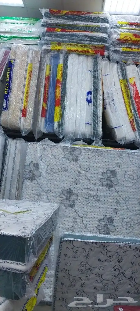 يوجد لدينا جميع انواع المفارش والمراتب والسراير والبكسات 8