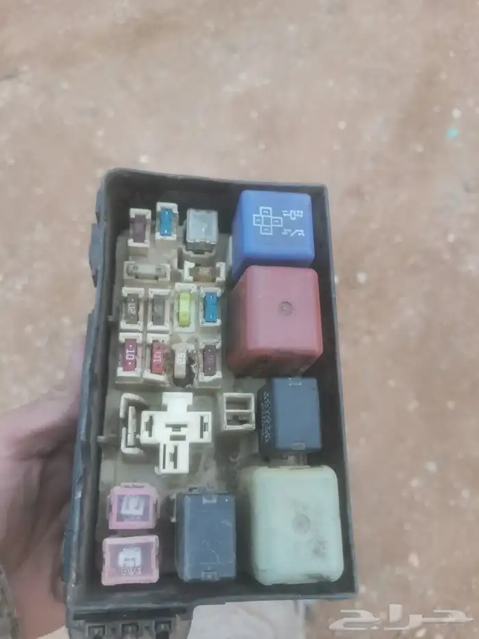 علبه افيوزات كامري 2001 1