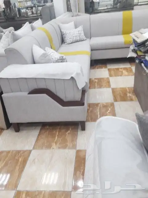 مفروشات الرياض  تفصيل جميع انواع الكنب والجلسات الارضي والست 5