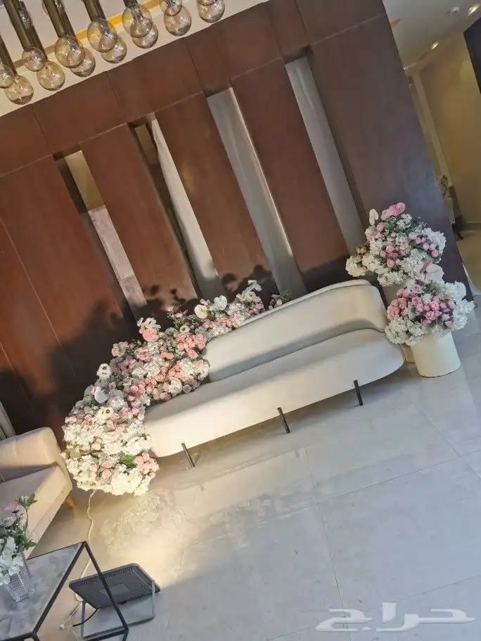 حفلات ومناسبات ويوجد عندنا كراسي وطاولات قهوجين وصبابين الرم 5