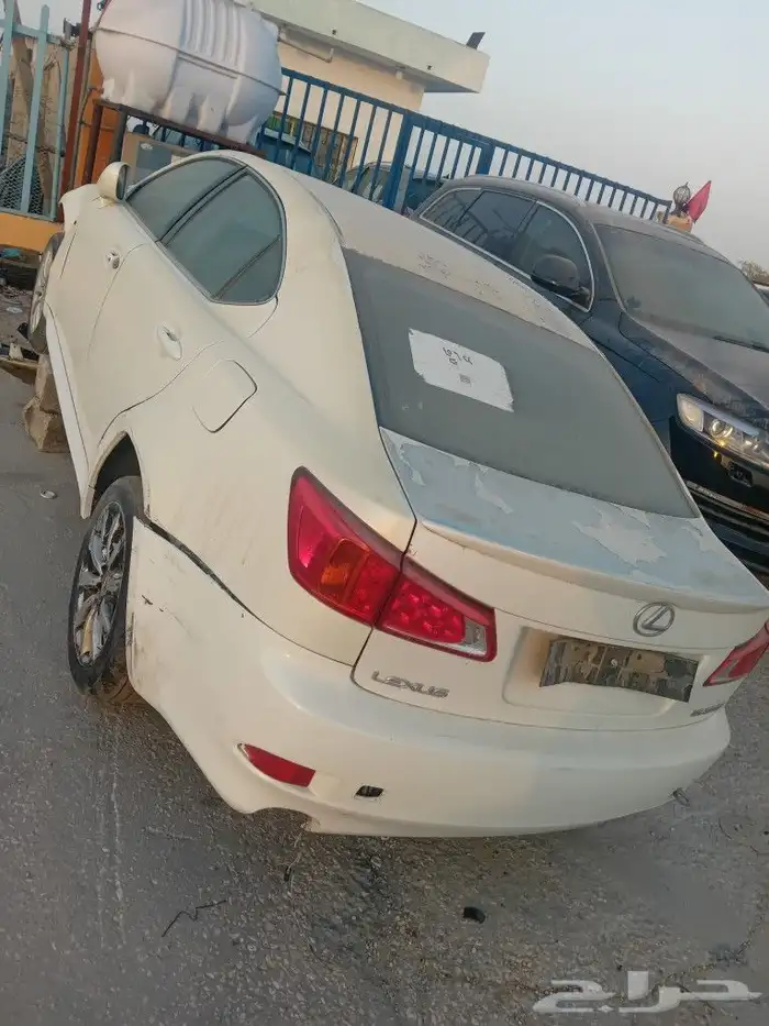 لكزسis300 موديل2010 قطع غيار مستعمل باجمل الأسعار 1