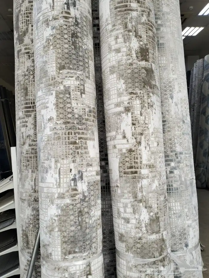 يوجد موكيت تركي واماراتي ويوجد فينيل بلجيكي و فرنسي ويوجد جم 0