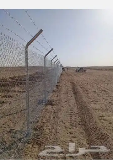 تركيب شبك وزراعة نخيل 0