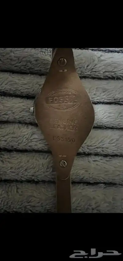 ساعه نسائيه جميله ماركه فوسيل 3