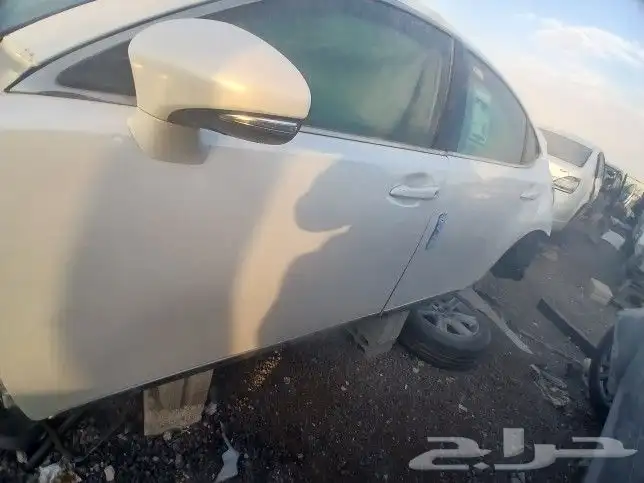 لكزس ES 350مديل 2018 لؤلؤي تشليح قطع غيار 0