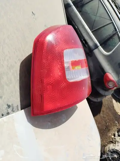 اسطب سكودا يسار2010 1