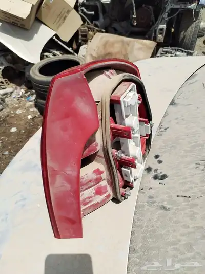 اسطب سكودا يسار2010 6