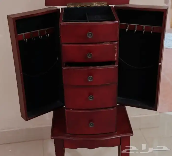 دولاب مجوهرات 1