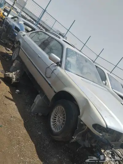 بي ام دبليو موديل 2000 0