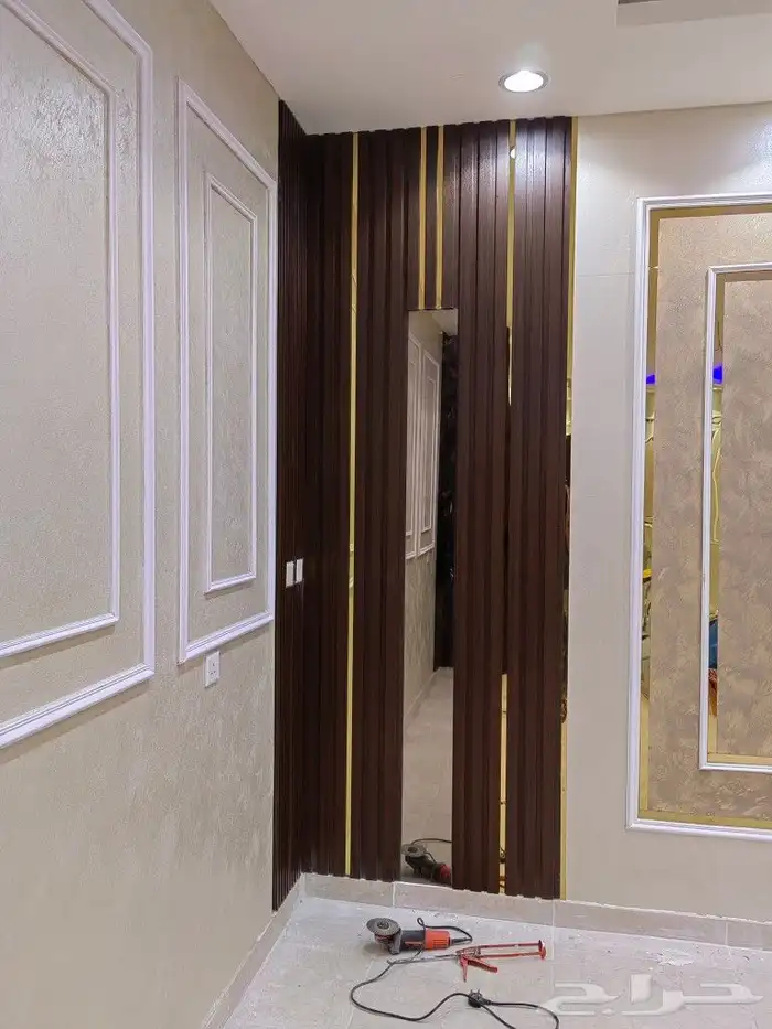 له جميع انوع الدهان الحديث الدخلي والخارجي وبه اسعار جميل أن 6