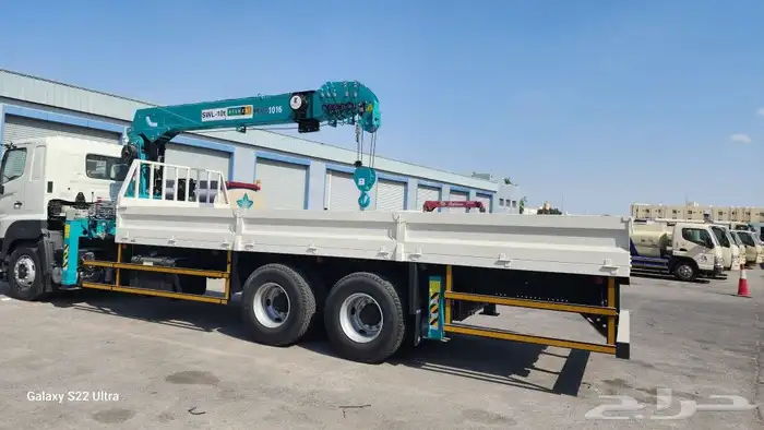 كرينات روافع شوكي ة ومقصية جميع انواع المعدات 7