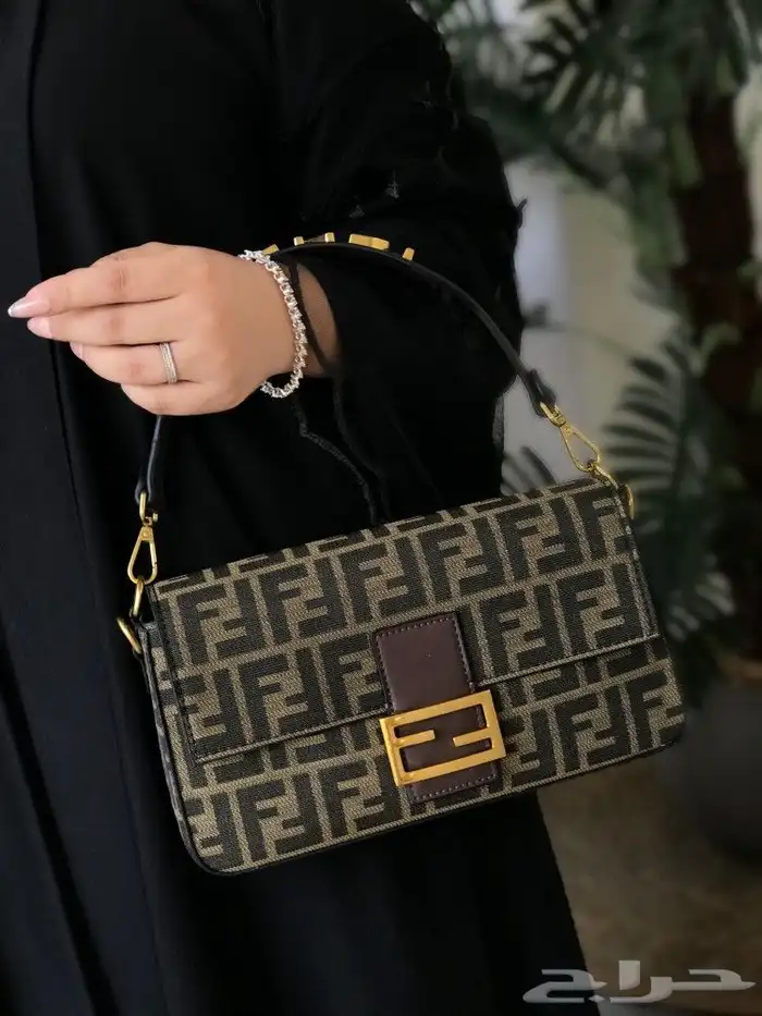 شنط فندي الشكل الجديد 12