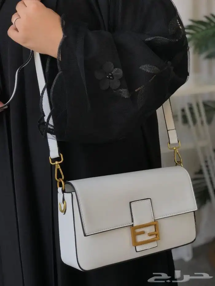 شنط فندي الشكل الجديد 13