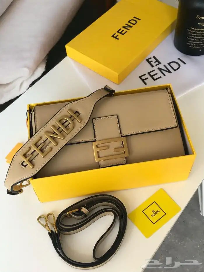 شنط فندي الشكل الجديد 4