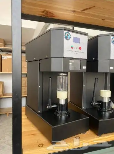 مكينة تغليف علب المشروبات وكبس علب الكانز 1