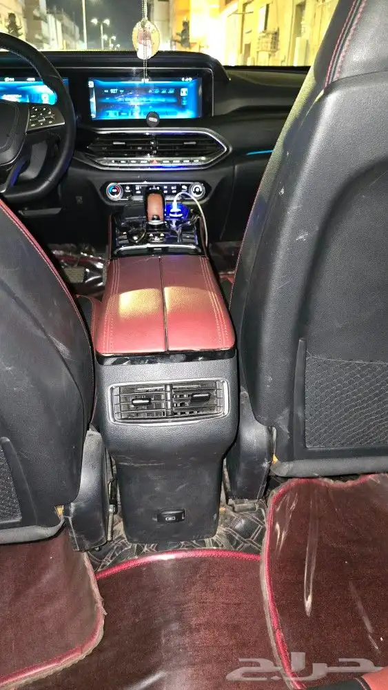سيارة فاو مالك أول فاو تي 77 FAW T77 12