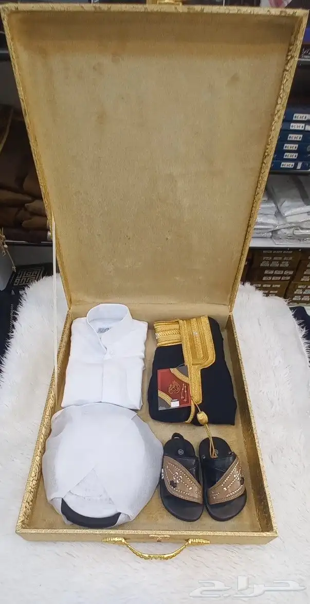 طقم ولادي مع الصندوق 1