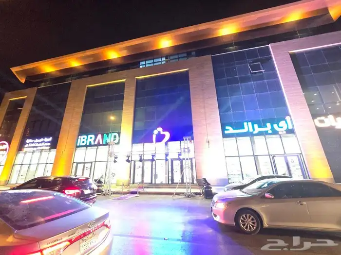 شاشات عمالاقة واضاءاة 3