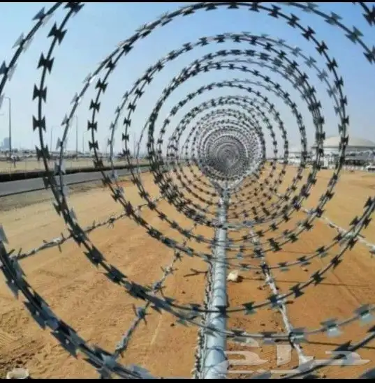 توريد وتركيب سياج الشبوك منشآت مزارع كسارات ملاعب دواجن 8