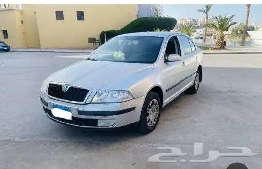 صدام وشمات سكودا اوكتافيا يمين يسار 2008 2009 2010 13