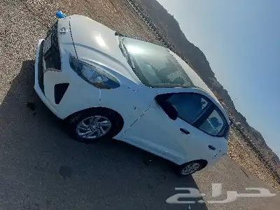 هونداي اي تن موديل 2022 الايجار شهري و اسبوعي فقط 1
