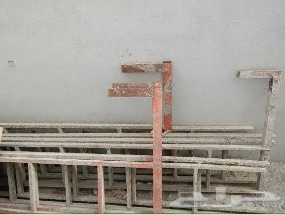 سقالات عمائر كامله للبيع 1