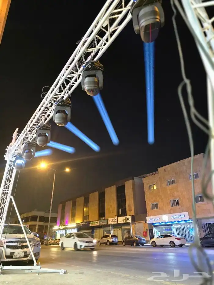 شاشات عمالاقة واضاءاة 0