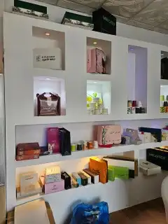بوكسات واكياس أكواب وعلب 4