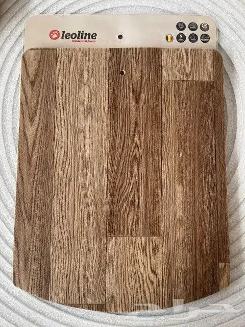 مفروشات وموكيت يوجد فينيل 8