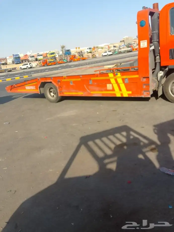 تاجير معدات ثقيله رفعات شوكيه سطحات كرينات سيزر لفت مان لفت 0