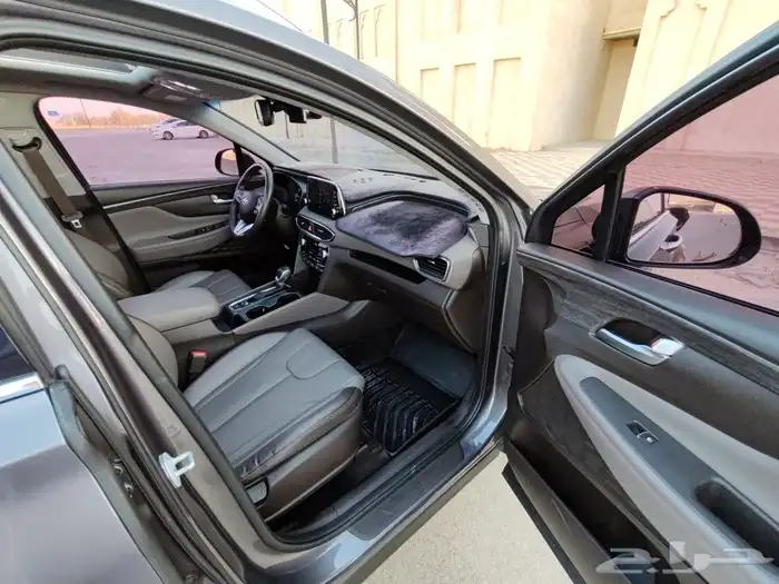 تم البيع سنتافي 2019 ديزل دبل 7مقاعد فل كامل اعلا فئة 30