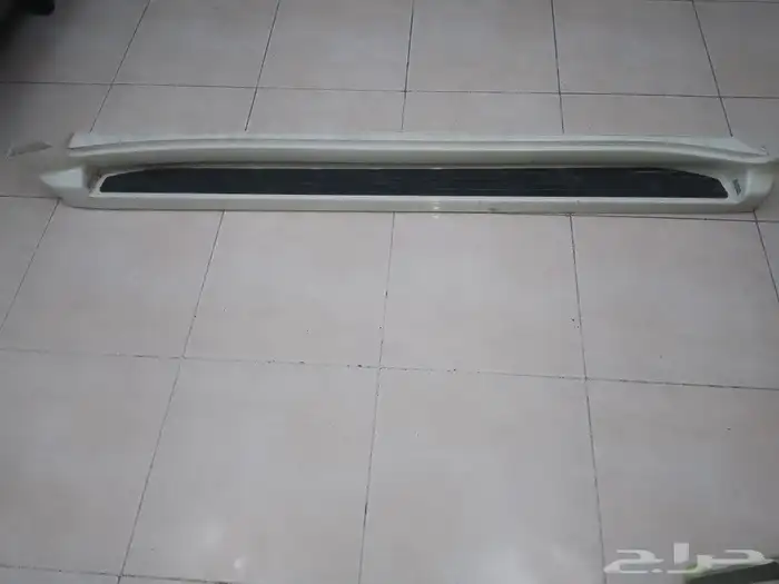 دعاسه جيب لاندكروزر موديل 2021 ابو لمبه لون ابيض لؤلؤي 0