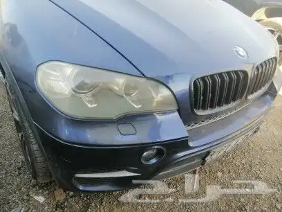 يوجد قطع غيار ألماني و بي ام وكذلك 9