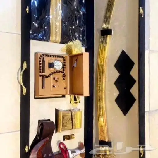 اطقم هدايا فاخره وسيوف ومشالح 5
