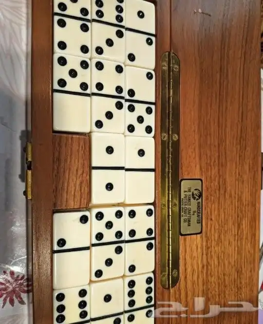 دومينوز نادره أمريكية الصنع 1