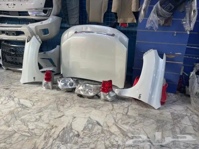 قطع مستخدم براجو 2011 وكاله لباراب موجود ان شاء الله نظيف عل 3