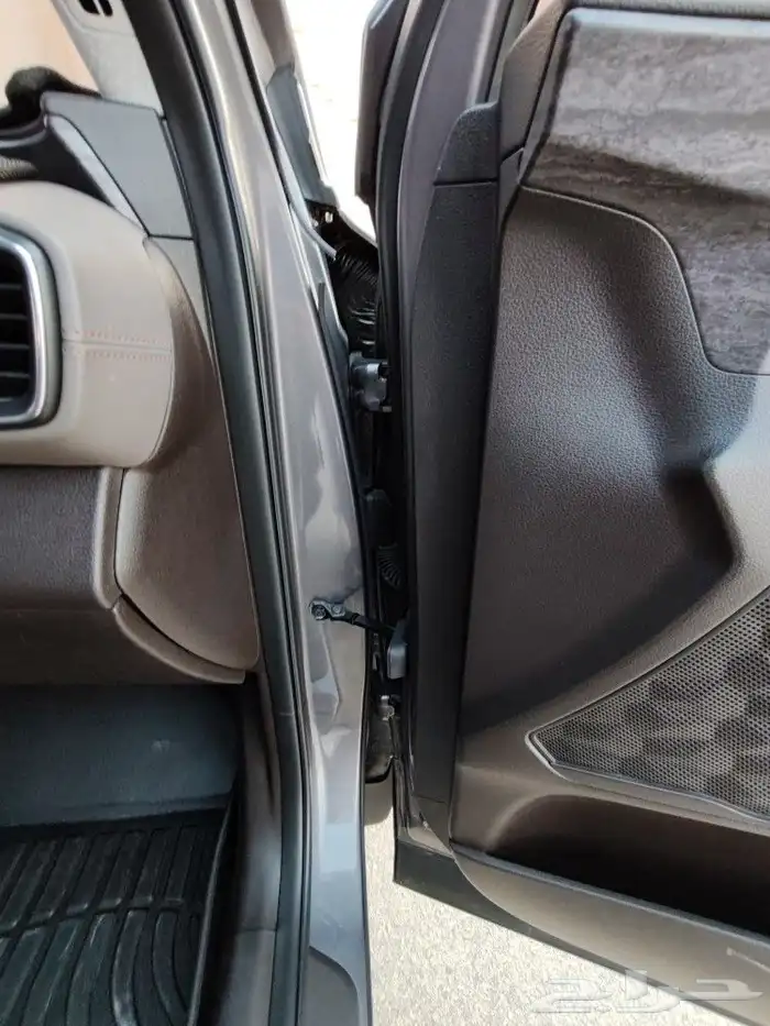 تم البيع سنتافي 2019 ديزل دبل 7مقاعد فل كامل اعلا فئة 43