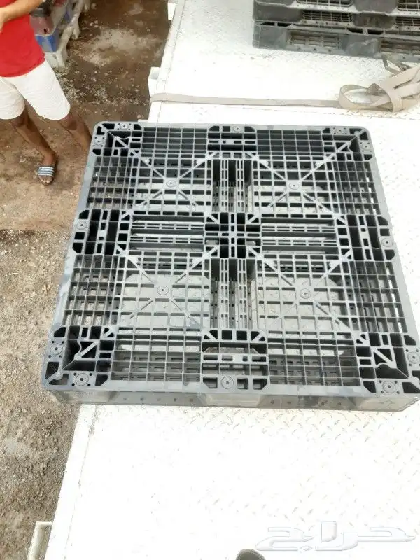 طبليات بلاستيكية حمولة 1 طن 3