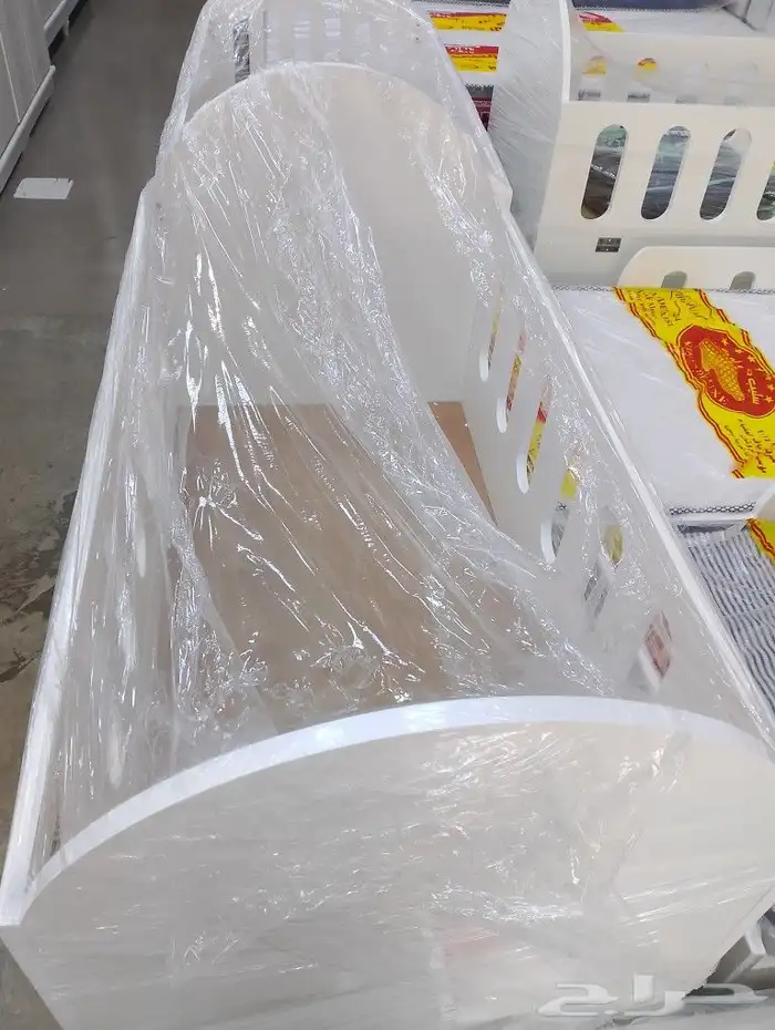 مراتب واسره ممتازه يوجد لديناكل المقاصات مع التوصيل 11